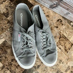 Superga Sneaker Shoes, Size 10 Woman, Grey